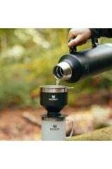 Stanley 10-07935-045 Klasik Vakumlu 2.3 Litre Çelik Termos - Siyah
